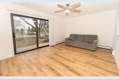 837 S Dwyer Avenue #A, Arlington Heights, IL 60005 - Photo 3