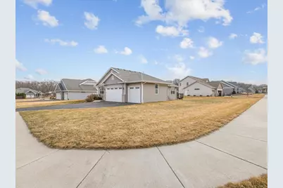 11740 River Hills Parkway, Rockton, IL 61072 - Photo 3