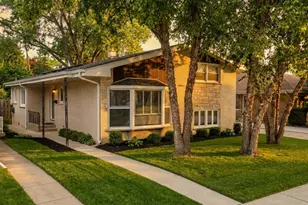 7258 N Crawford Ave, Lincolnwood, IL 60712 - Photo 1