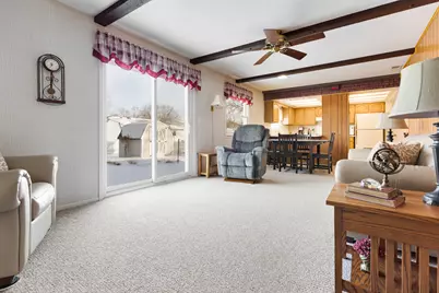 620 Chelmsford Lane, Elk Grove Village, IL 60007 - Photo 11