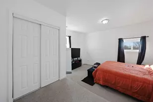 1773 E 158th St, South Holland, IL 60473 - Photo 23