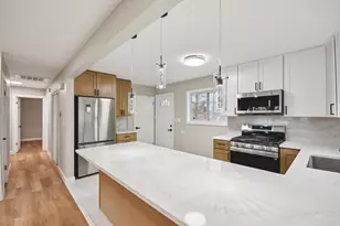 3120 Wilshire Ave, Markham, IL 60428 - Photo 3