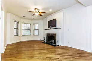 5323 S Harper Ave, Chicago, IL 60615 - Photo 3