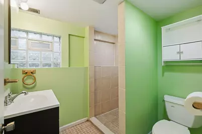 5722 W Grover Street, Chicago, IL 60630 - Photo 25