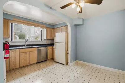 5722 W Grover Street, Chicago, IL 60630 - Photo 9