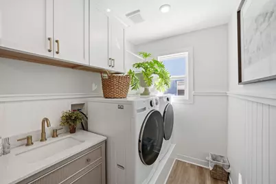 933 Wilkinson Lane, North Aurora, IL 60542 - Photo 15