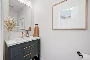 933 Wilkinson Ln, North Aurora, IL 60542 - Photo 17