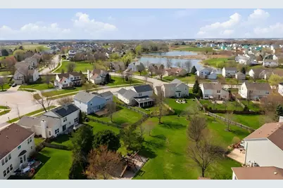 933 Wilkinson Lane, North Aurora, IL 60542 - Photo 63