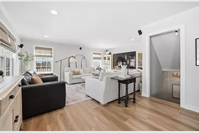 933 Wilkinson Lane, North Aurora, IL 60542 - Photo 9