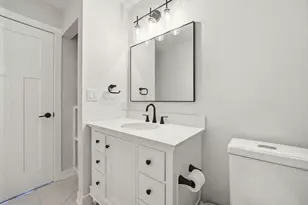 933 Wilkinson Ln, North Aurora, IL 60542 - Photo 41