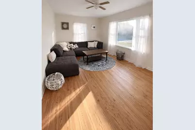 232 S Genoa Street, Genoa, IL 60135 - Photo 7