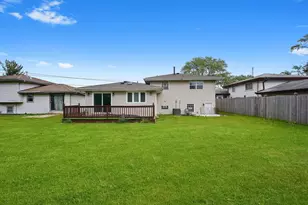 1315 Prince Dr, South Holland, IL 60473 - Photo 19