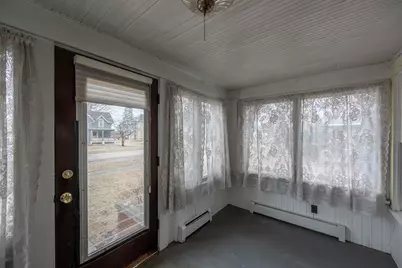 440 Dekalb Street E, Somonauk, IL 60552 - Photo 3