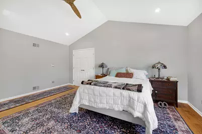 [Address not provided], Gurnee, IL 60031 - Photo 19