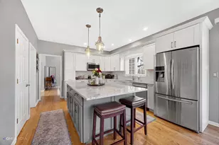 [Address not provided], Gurnee, IL 60031 - Photo 13