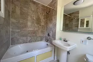 7025 N Damen Ave, Chicago, IL 60645 - Photo 13