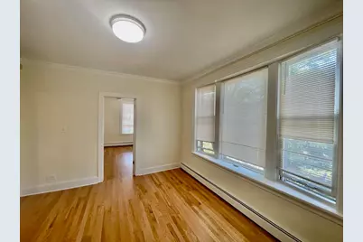 7025 N Damen Avenue #3, Chicago, IL 60645 - Photo 11