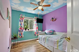 377 E Camden Ln, Round Lake Beach, IL 60073 - Photo 9