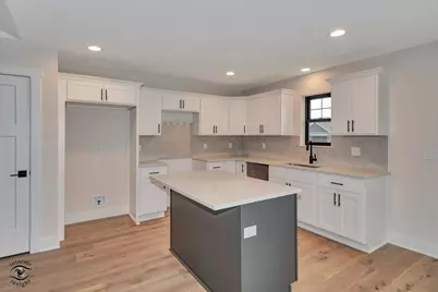 1947 Flagstone Avenue, Bourbonnais, IL 60914 - Photo 11