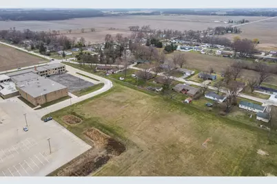 4906 W Hilltop Drive, Kankakee, IL 60901 - Photo 35