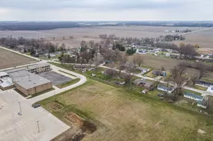 4906 W Hilltop Dr, Kankakee, IL 60901 - Photo 35