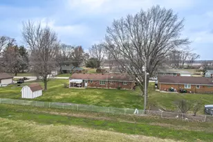 4906 W Hilltop Dr, Kankakee, IL 60901 - Photo 31