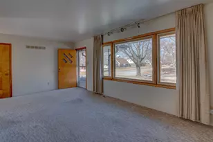 2937 172nd St, Lansing, IL 60438 - Photo 3