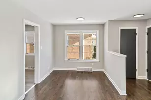 752 E 164th St, South Holland, IL 60473 - Photo 5