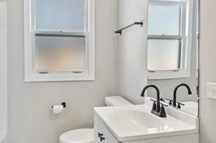 752 E 164th St, South Holland, IL 60473 - Photo 13