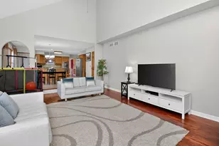 911 Rock Spring Rd, Naperville, IL 60565 - Photo 13