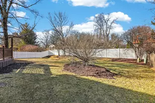 911 Rock Spring Rd, Naperville, IL 60565 - Photo 29