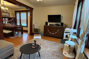 2125 W Waveland Ave, Chicago, IL 60618 - Photo 15