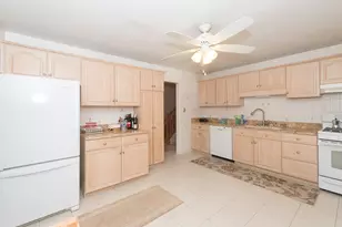 1205 Winston Dr, Melrose Park, IL 60160 - Photo 3