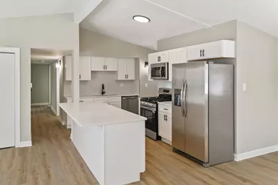 6305 Robert Road, Cary, IL 60013 - Photo 7