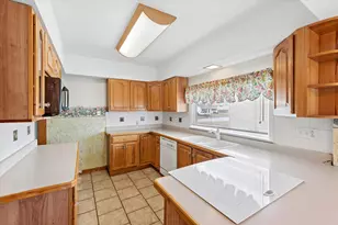 675 N West Rd, Lombard, IL 60148 - Photo 9