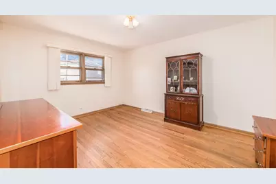 8516 N Ozanam Avenue, Niles, IL 60714 - Photo 15