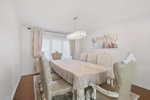 532 Lois Ct, Mount Prospect, IL 60056 - Photo 7