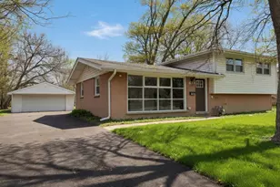 19050 John Ave, Country Club Hills, IL 60478 - Photo 1