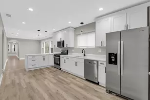 8210 S Justine St, Chicago, IL 60620 - Photo 13