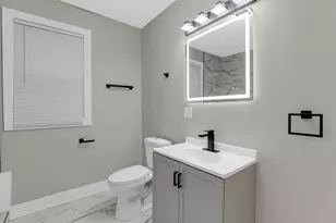 8210 S Justine St, Chicago, IL 60620 - Photo 7