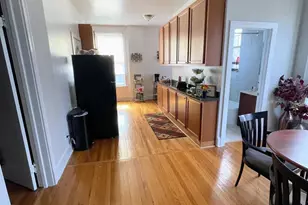 1111 W Grace St, Chicago, IL 60613 - Photo 5