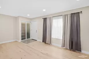 401 Salem Square, Bolingbrook, IL 60440 - Photo 3