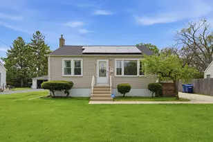 121 West Dr, Northlake, IL 60164 - Photo 1