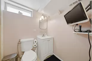 121 West Dr, Northlake, IL 60164 - Photo 7