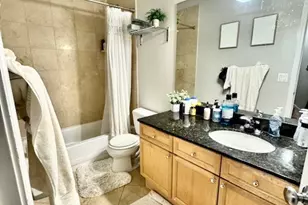 1927 N Sedgwick St, Chicago, IL 60614 - Photo 13