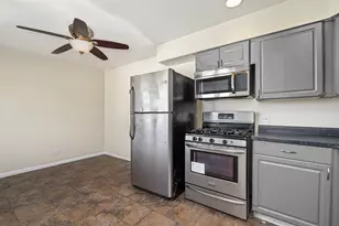 15637 Avalon Ave, South Holland, IL 60473 - Photo 5