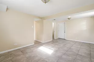15637 Avalon Ave, South Holland, IL 60473 - Photo 23