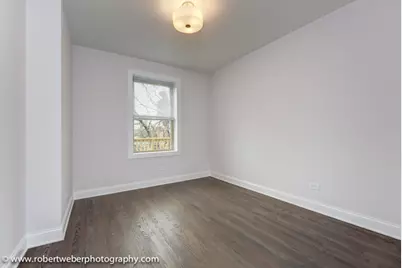 2329 W Barry Avenue #2, Chicago, IL 60618 - Photo 5