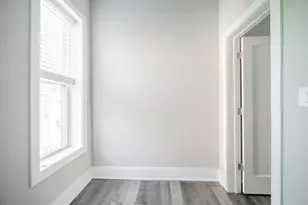 1472 W Erie St, Chicago, IL 60642 - Photo 11