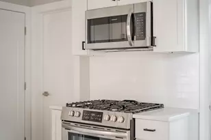 1472 W Erie St, Chicago, IL 60642 - Photo 19